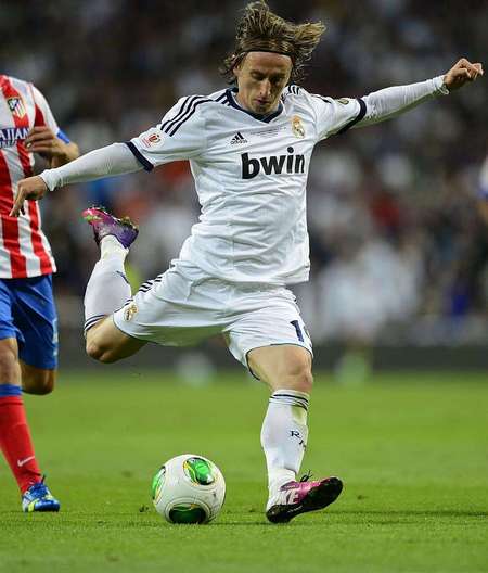 太阳报：52岁切尔西名宿马克莱莱担任环球小姐大赛评委