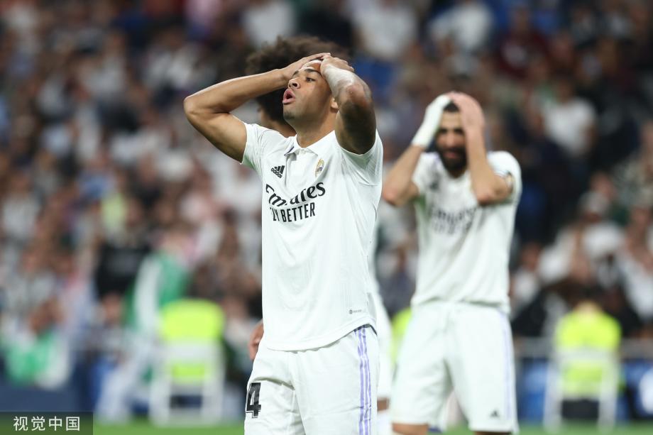 篮球勇士老将续约一年，球迷大呼：值得