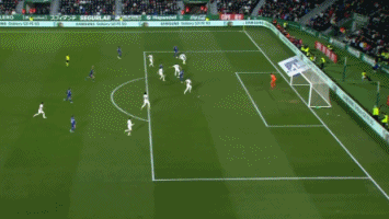 半场战报：亚特兰大1-0佛罗伦萨，德凯特拉雷助攻奥迪隆破僵